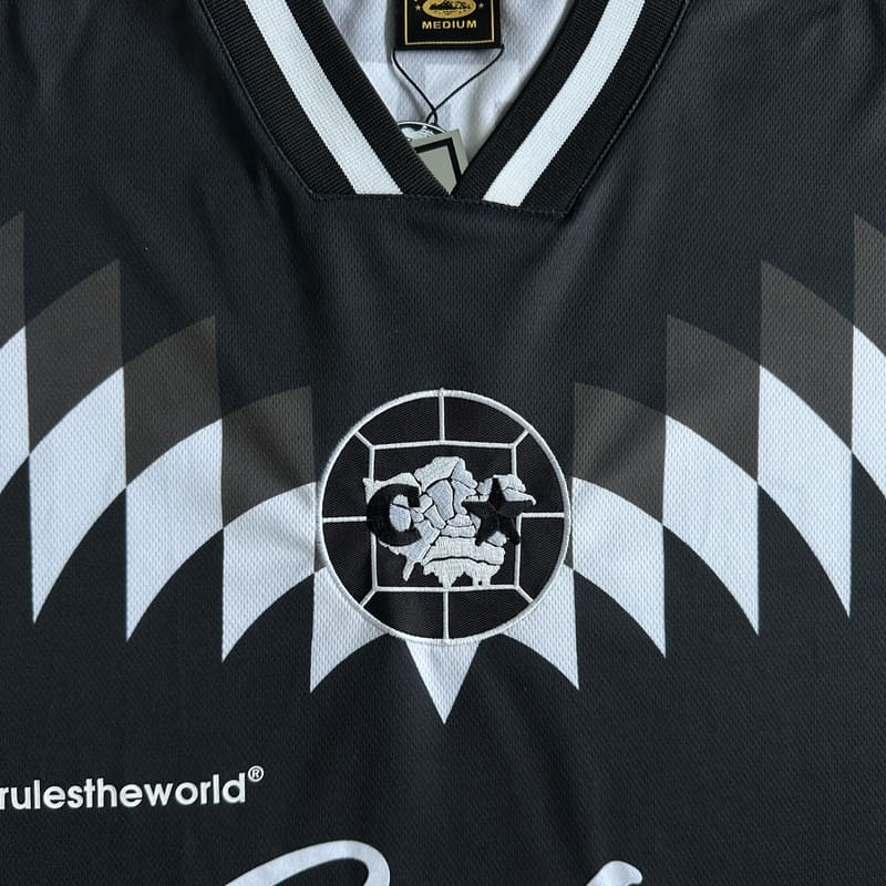 Playera Corteiz Fútbol Negro