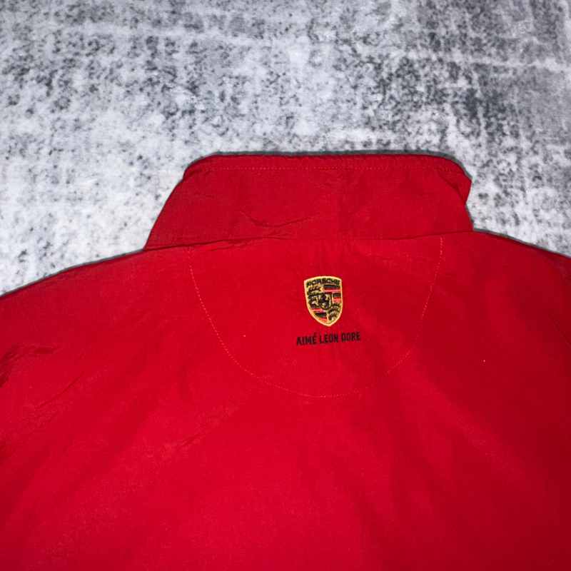Chamarra Aimé Leon Dore x Porsche Nylon Track Red