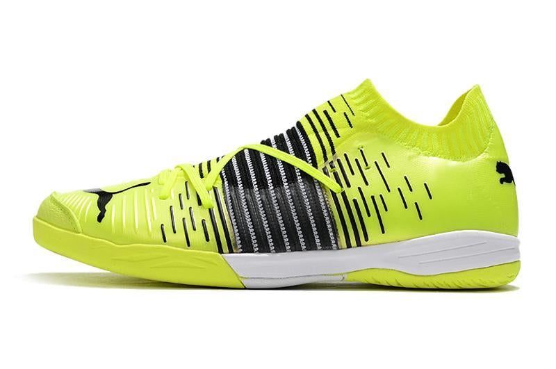 Tachones Future Z 11 Futsal–Cómodo
