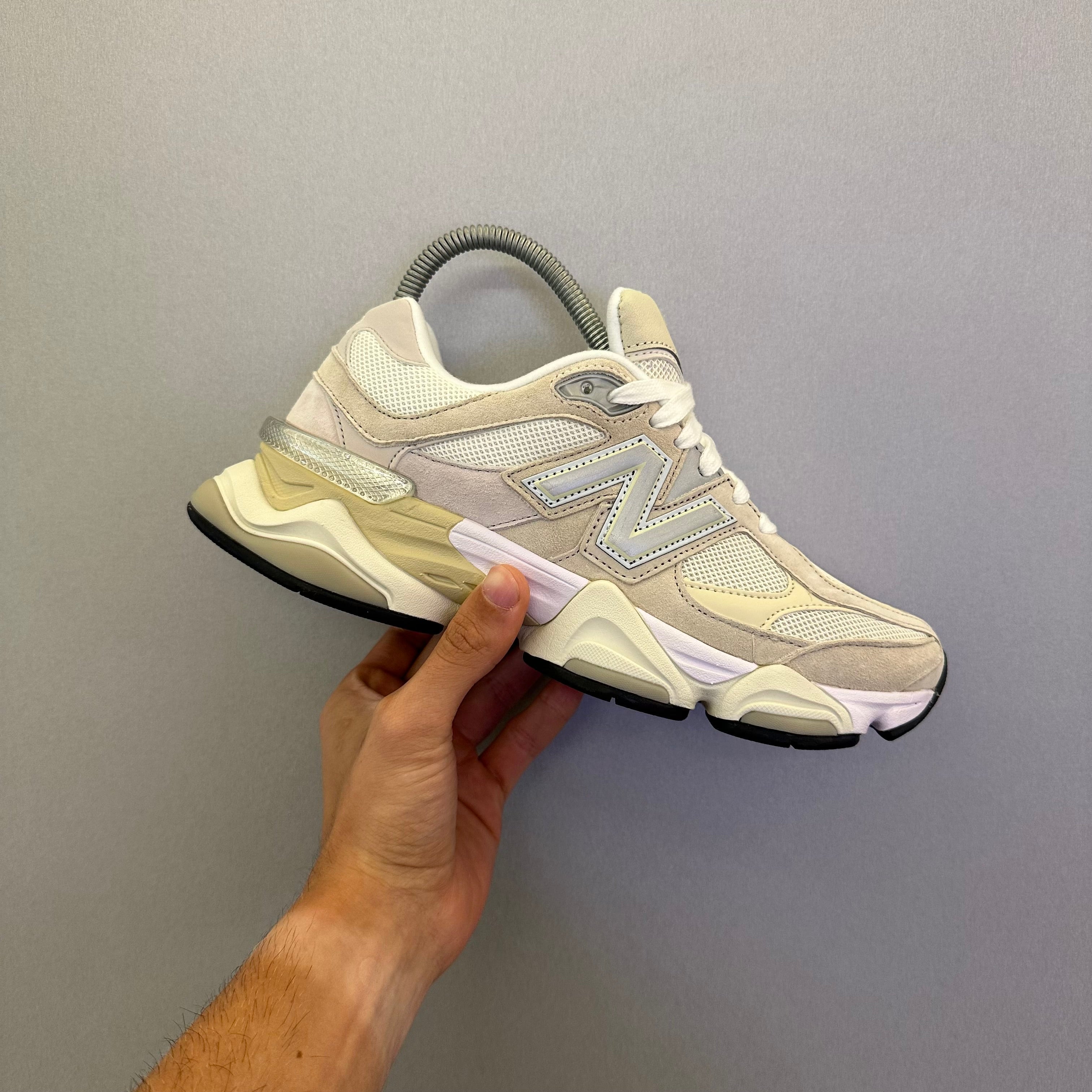 New Balance 9060 Moonbeam Sea Salt
