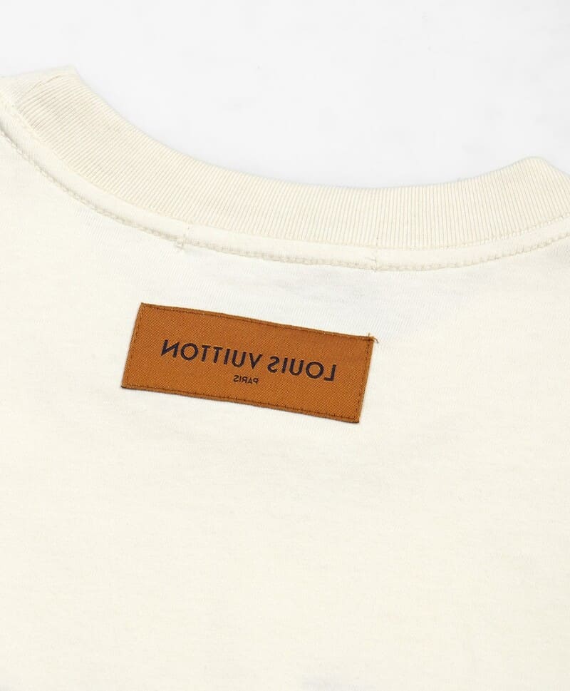 Playera Louis Vuitton Cream LV Lovers