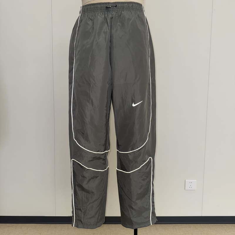 Conjunto Nike x Corteiz Gris