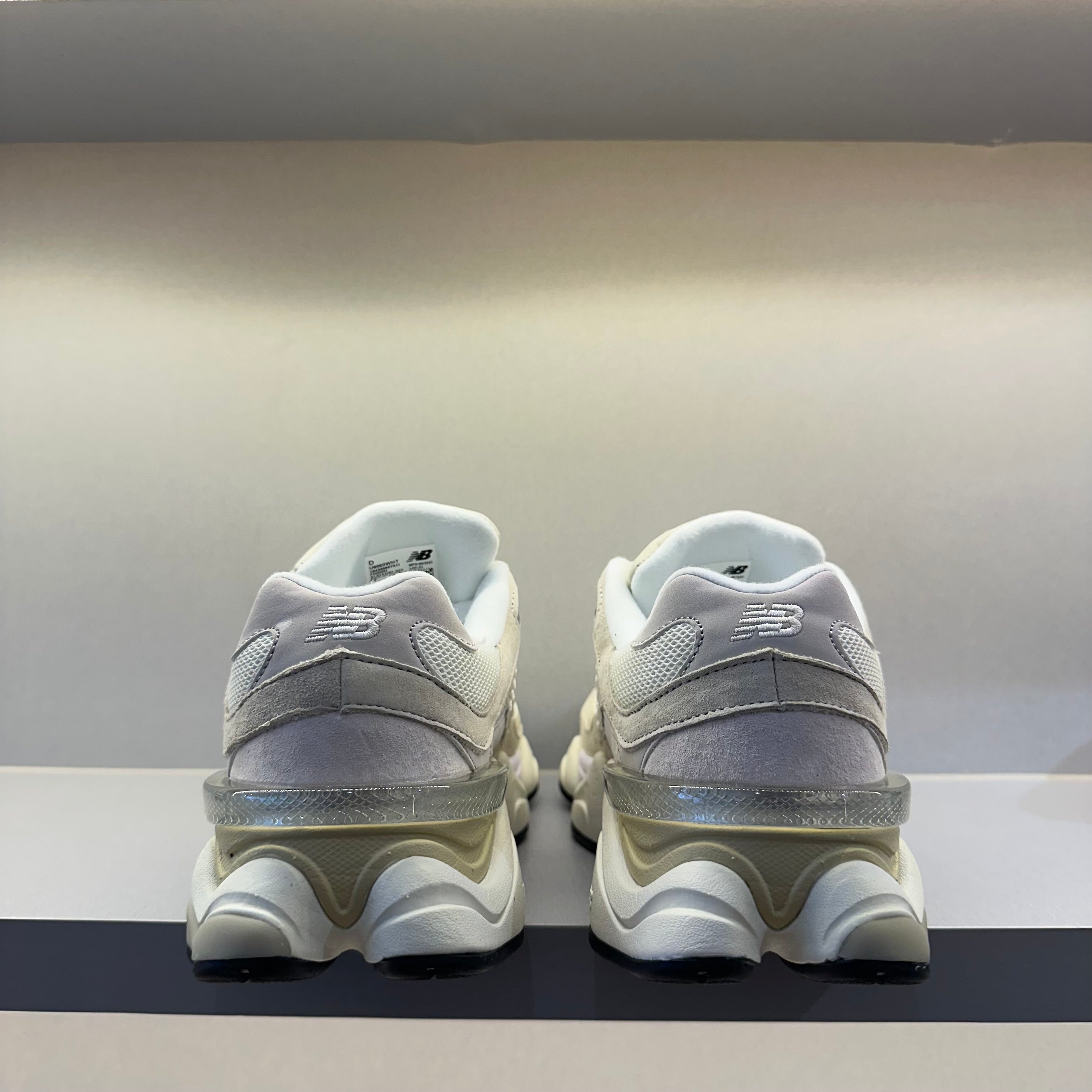 New Balance 9060 Moonbeam Sea Salt