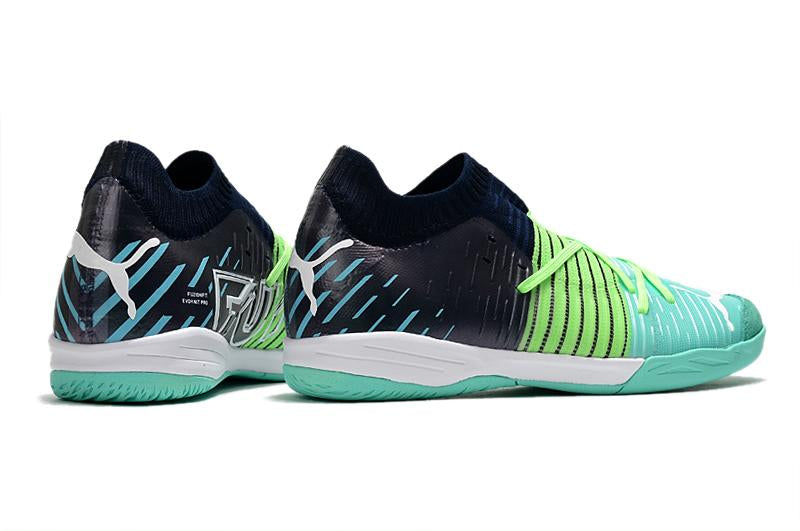 Tachones Future Z 11 Futsal–Cómodo