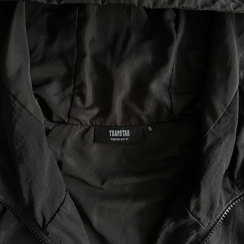 Conjunto Trapstar Irongate Football Tracksuit Negro/Gris