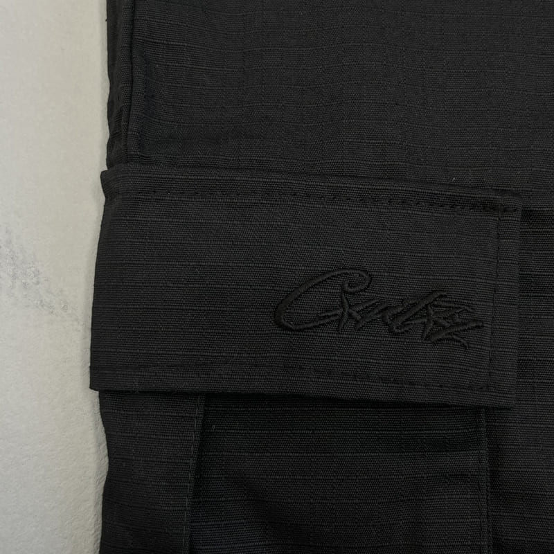 Bermuda Cargo Corteiz Logo Negro