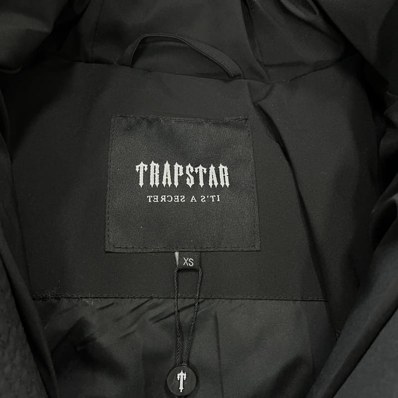 Chamarra Trapstar Hyperdrive Technical Puffer Black
