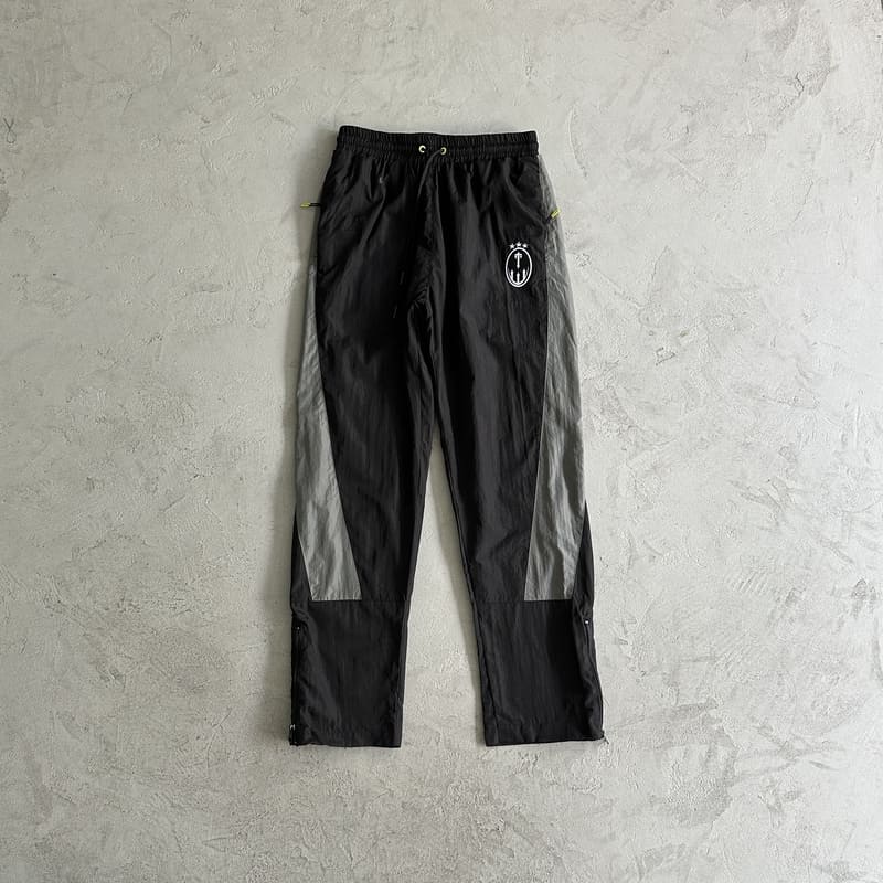Conjunto Trapstar Irongate Football Tracksuit Negro/Gris