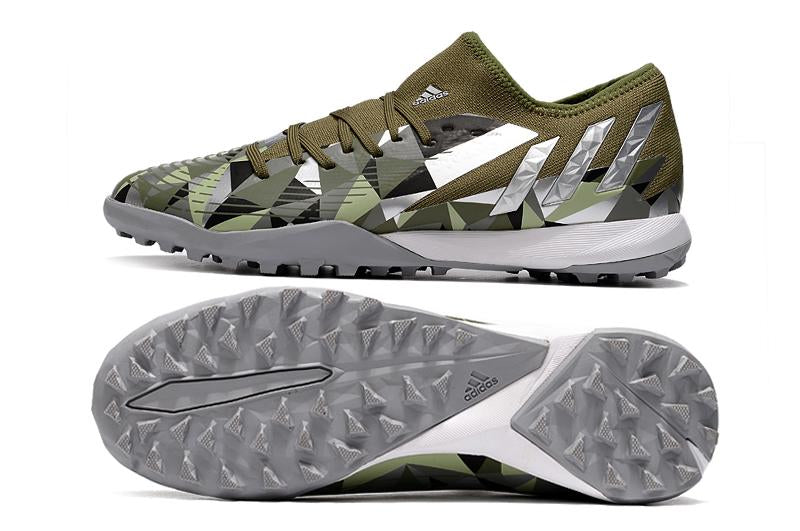 Tachones Predator Edge 3 low Society–Cómodo
