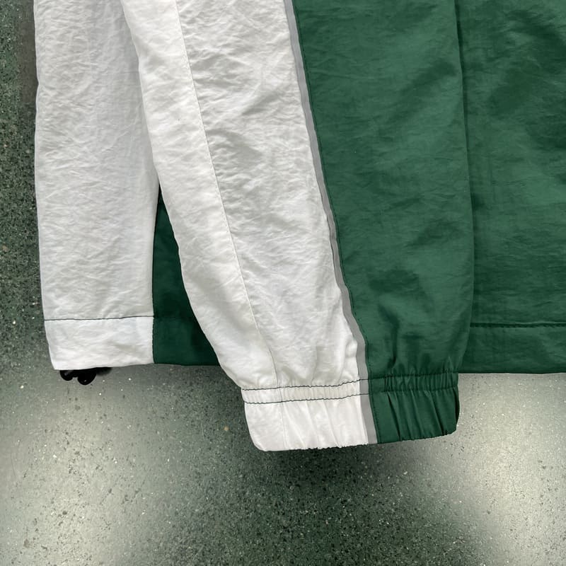 Chamarra Corta Vento Corteiz Verde Blanco