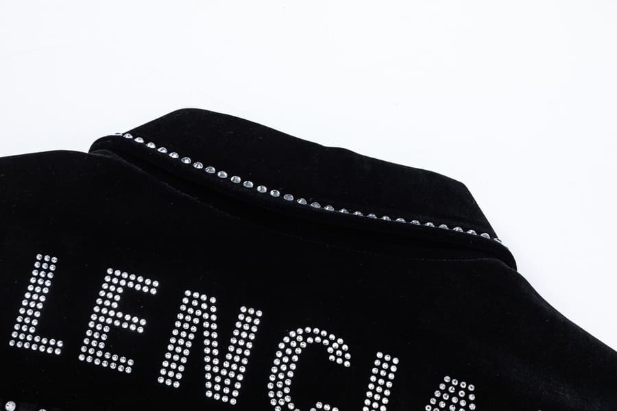 Chamarra Balenciaga Silver Studs Preta