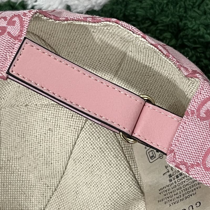 Gorra Gucci Canvas GG Rosa