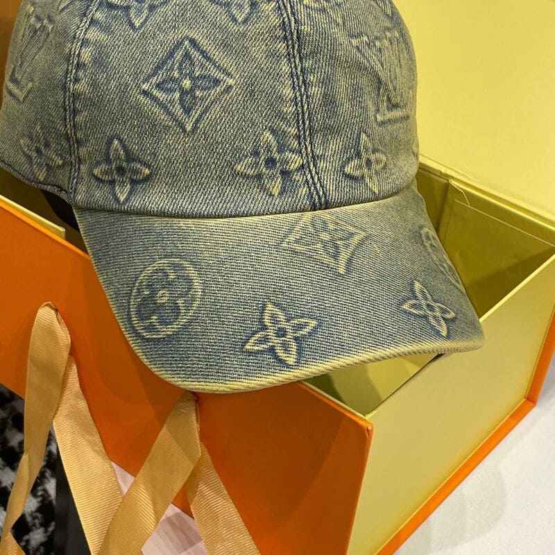 Gorra Louis Vuitton Jeans