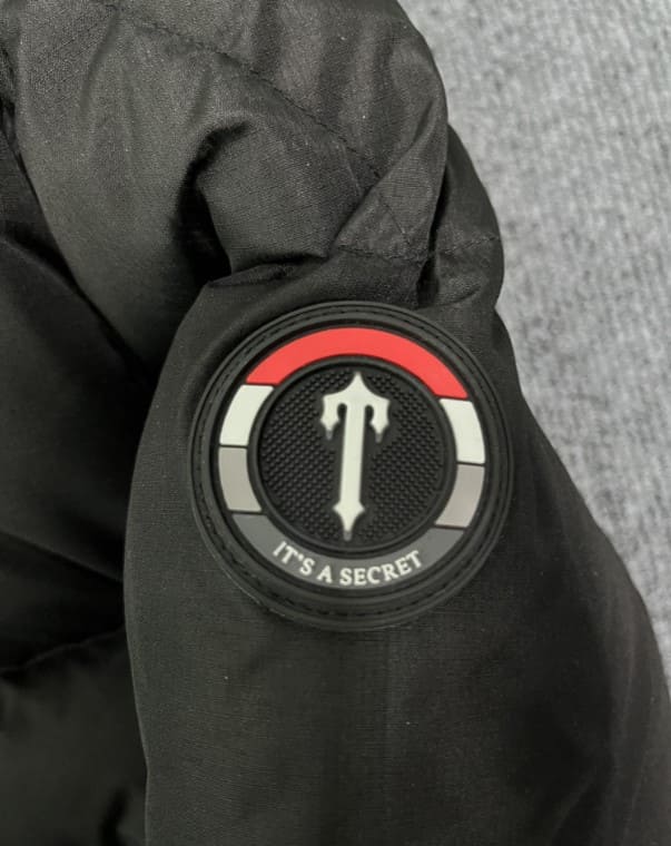 Chamarra Trapstar Decoded Hooded Puffer 2.0 Infrared Edition
