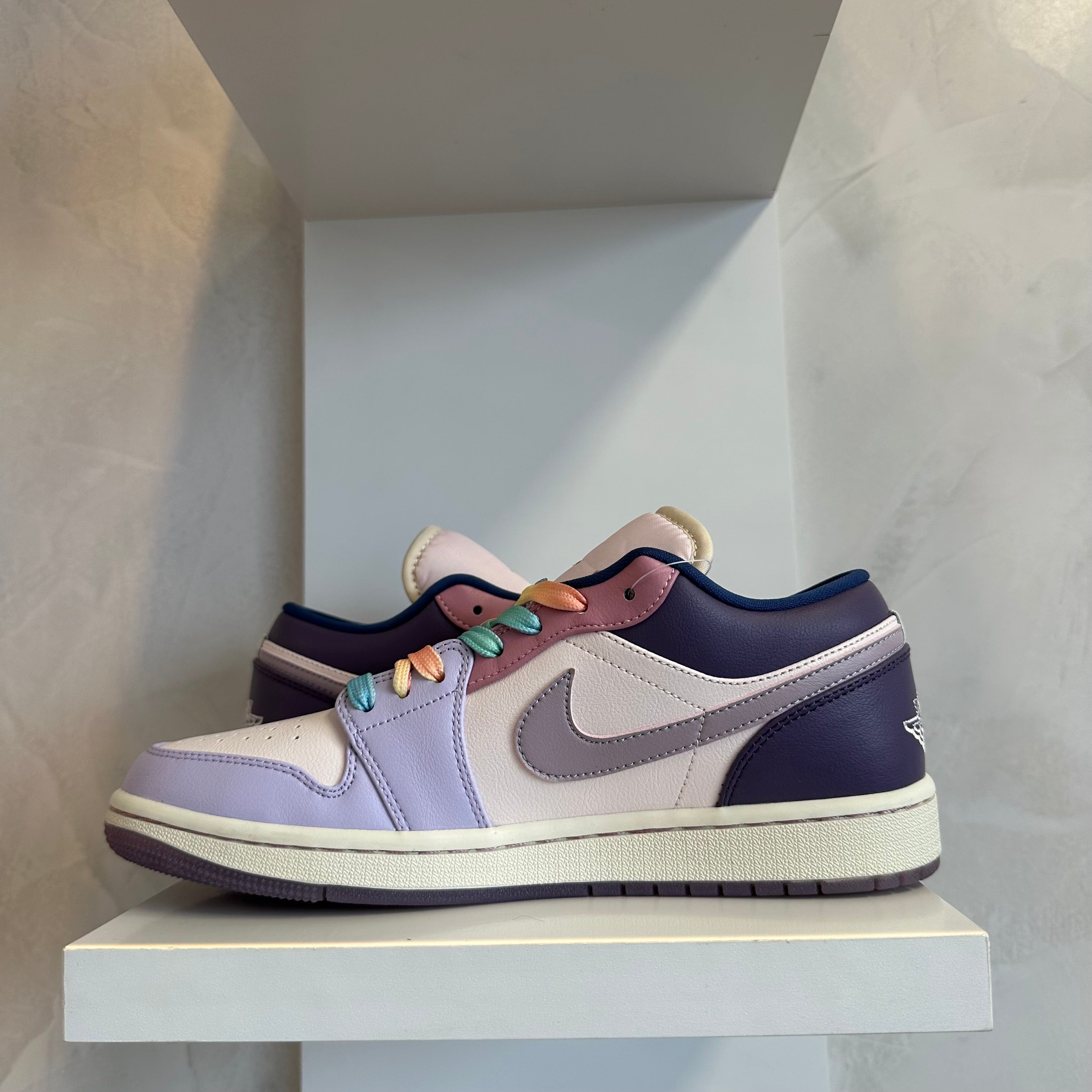 Jordan 1 Low Pastel Purple