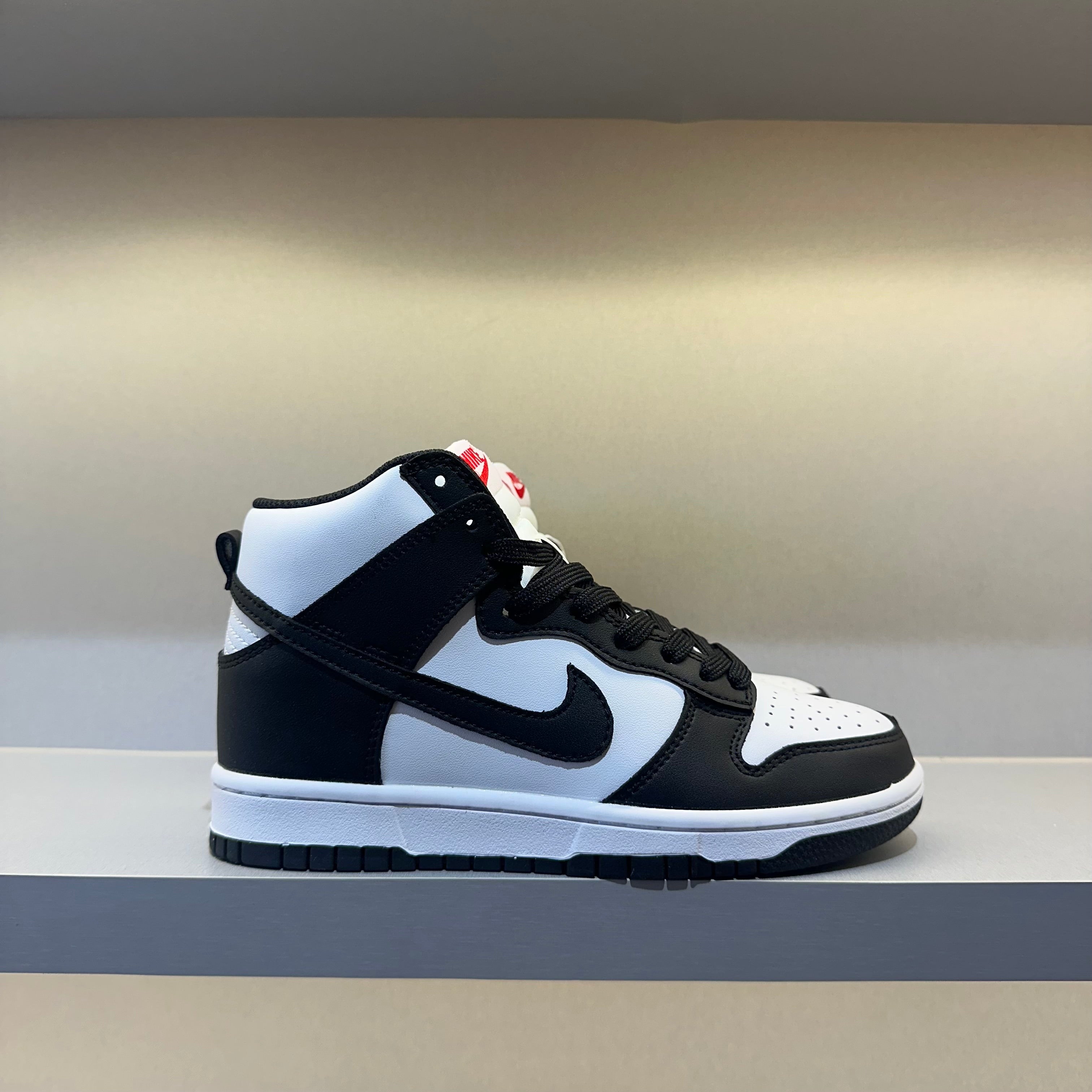 Nike Dunk High Panda