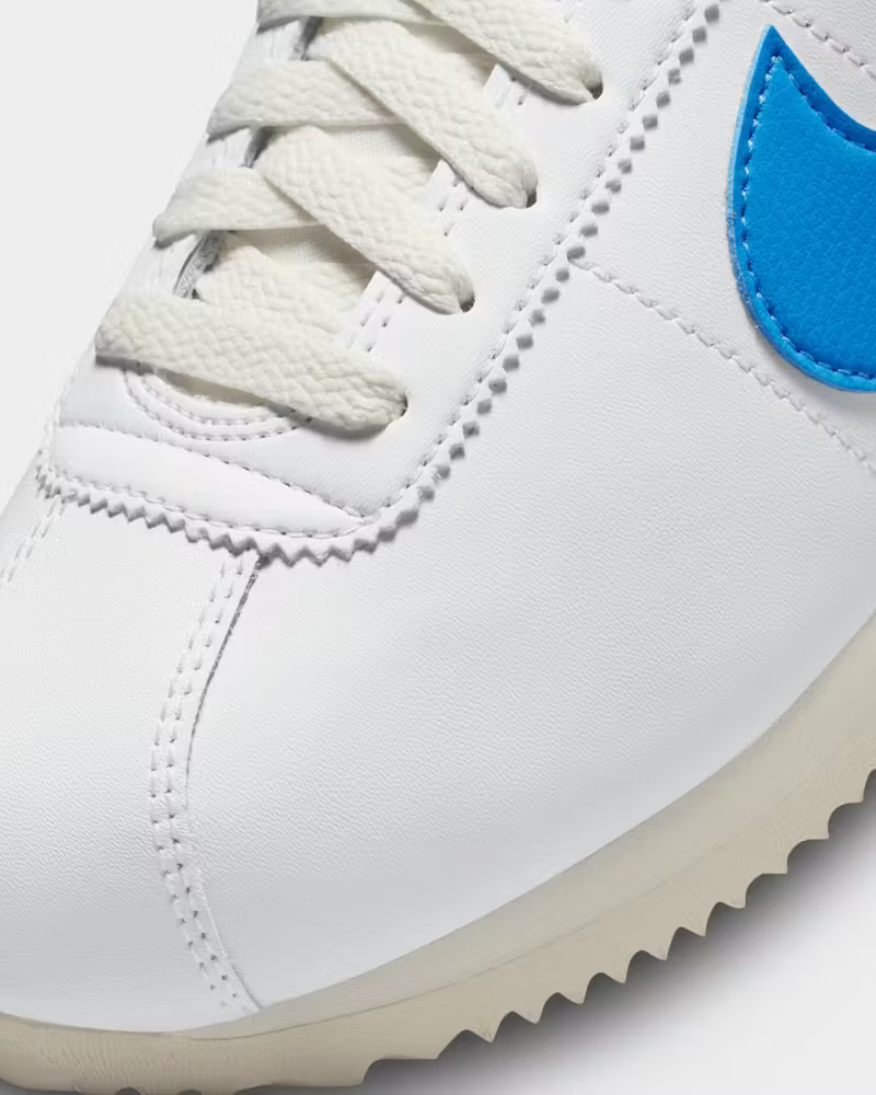 CORTEZ Blanco con–Azul Rey