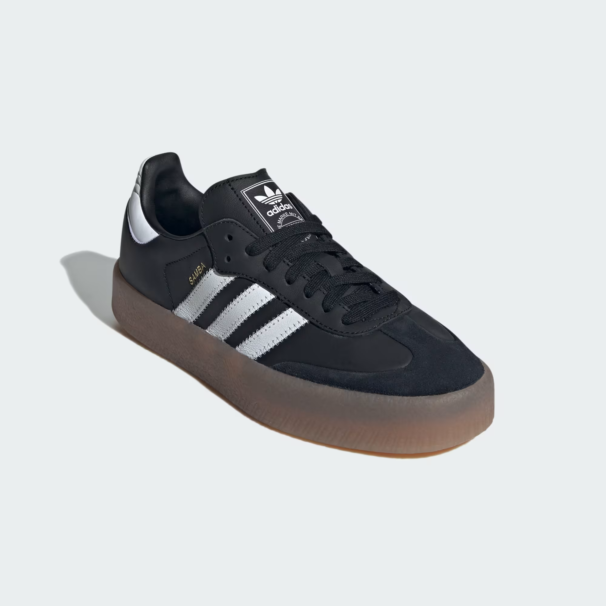 SAMBAE PRETO COM BRANCO–Blanco Clean