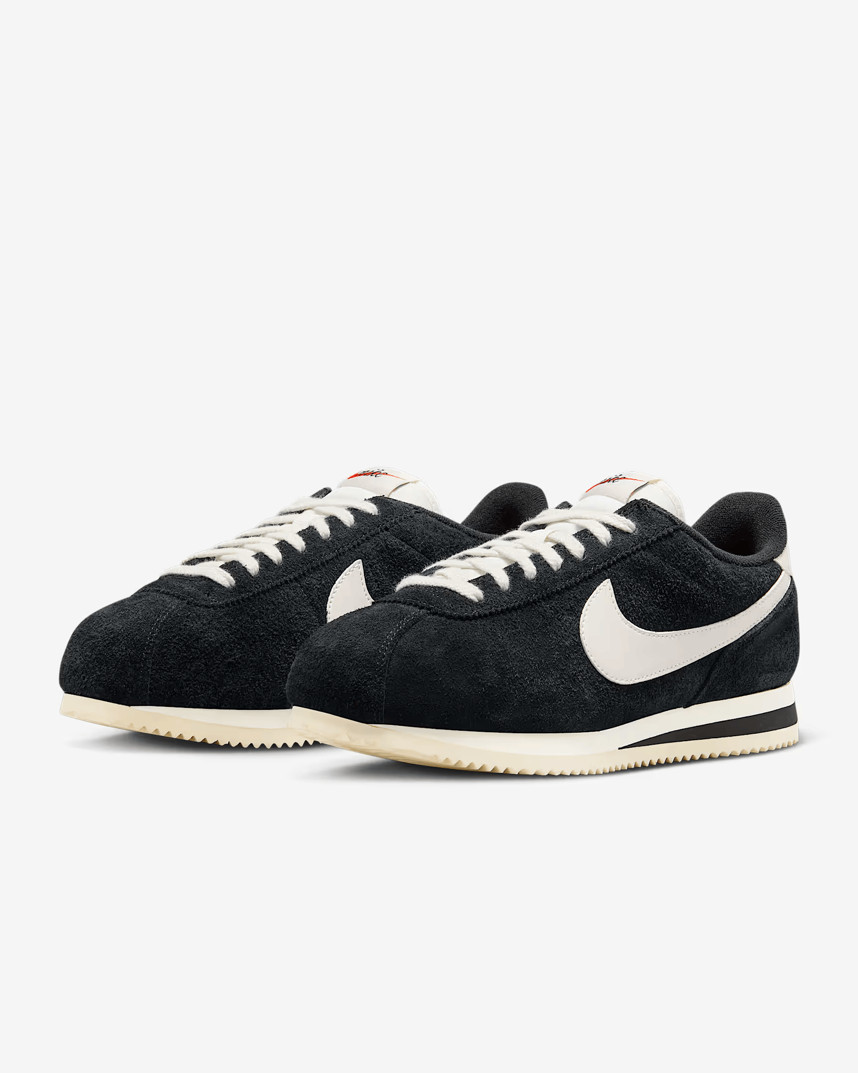 CORTEZ Negro con Vintage Suede–Blanco Clean