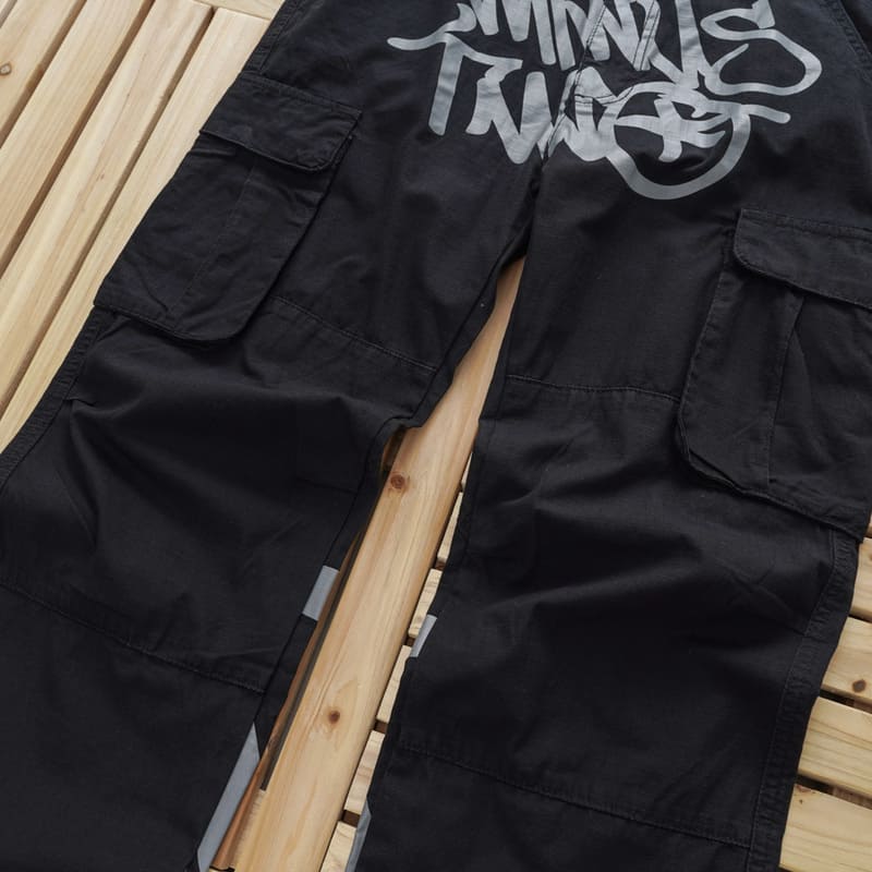 Pantalón Minus Two Cargo Negro/Gris