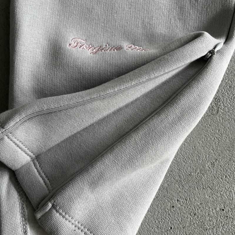 Conjunto Synaworld Logo Gris