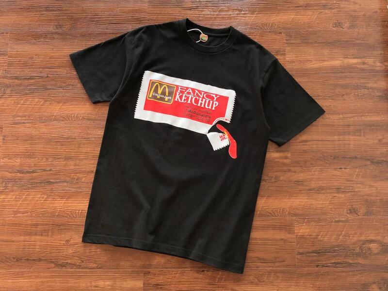 Playera Travis Scott x McDonald’s Fancy Ketchup