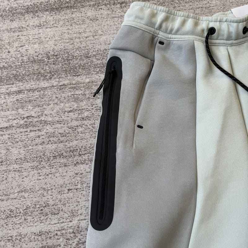 Conjunto Nike Tech Fleece Pro Wear Gris
