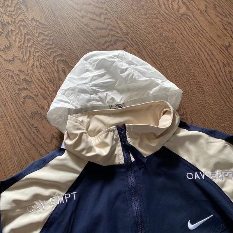 Chamarra Nike x Cav Empt