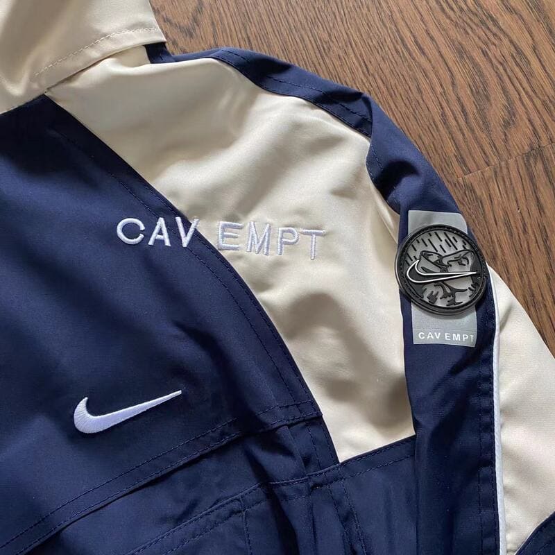Chamarra Nike x Cav Empt