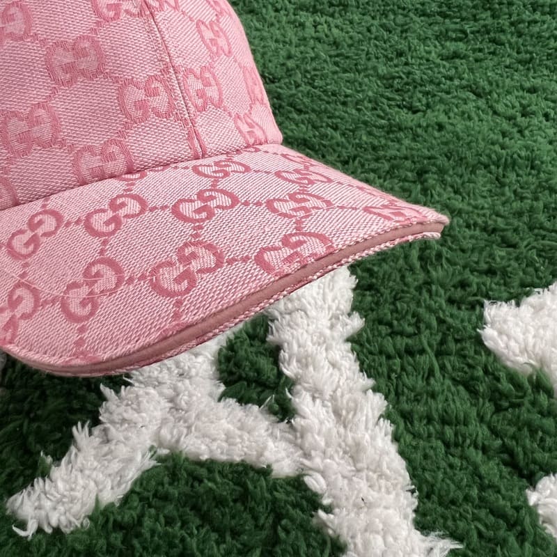 Gorra Gucci Canvas GG Rosa