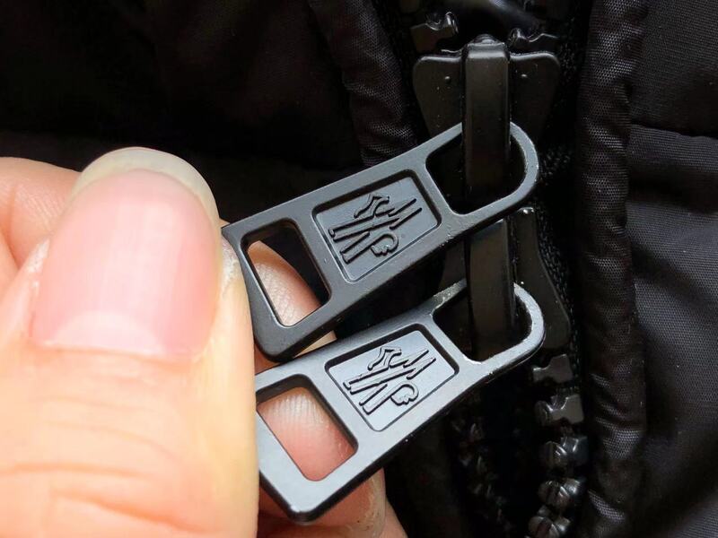 Chamarra Moncler Montcla