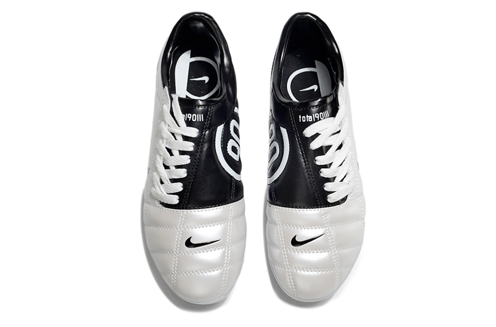 Tachones Nike Total 90 FG