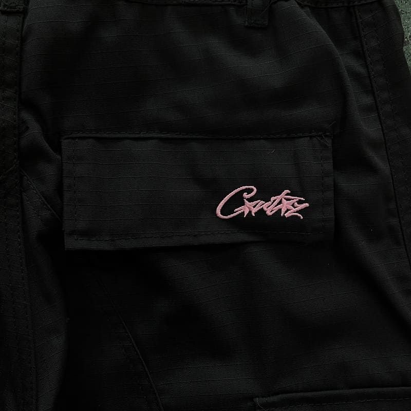 Pantalón Corteiz Cargo Preta y Rosa