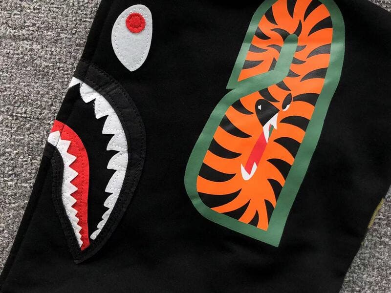 Moletom Bape Shark Zip Negro