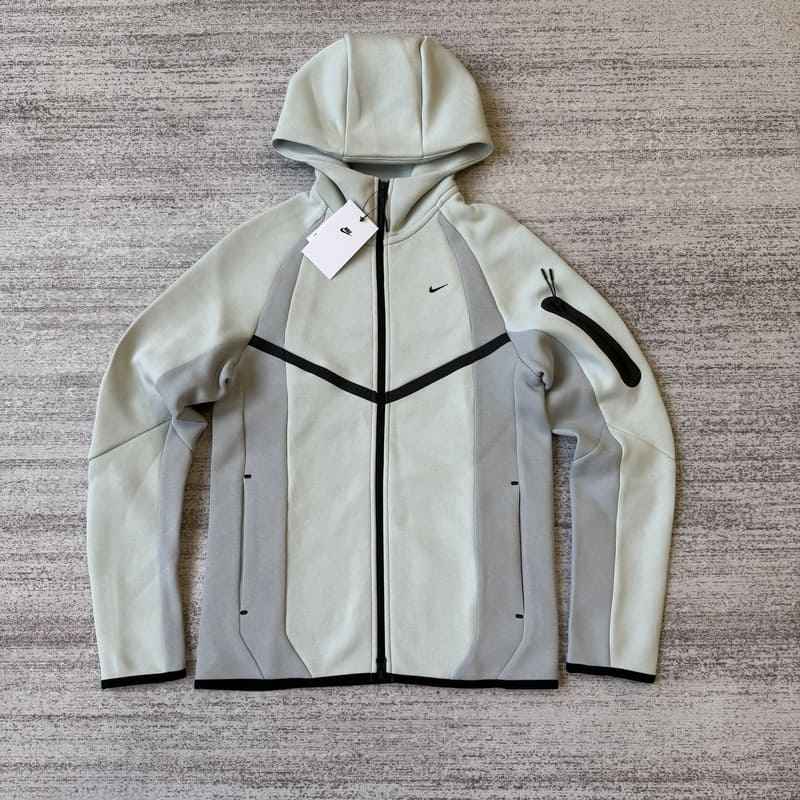 Conjunto Nike Tech Fleece Pro Wear Gris