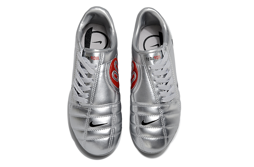 Tachones Nike Total 90 FG