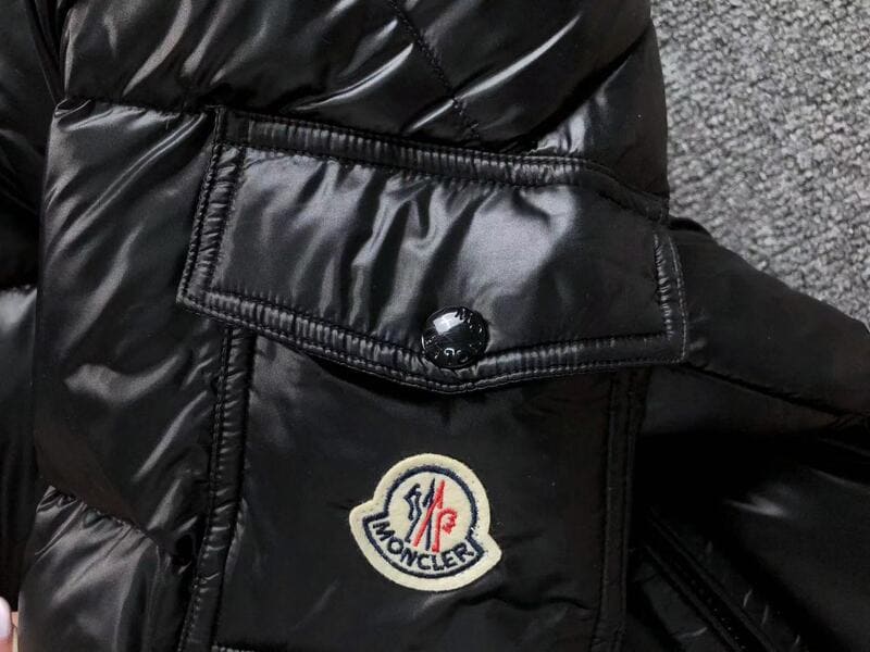 Chamarra Moncler Maya Black