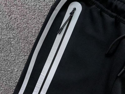 Pantalón Tech Fleece Preta (Reflective)