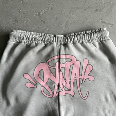 Conjunto Synaworld Logo Gris