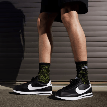 CORTEZ Negro e–Blanco Clean