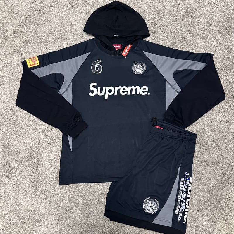 Conjunto Supreme Hooded Soccer Negro