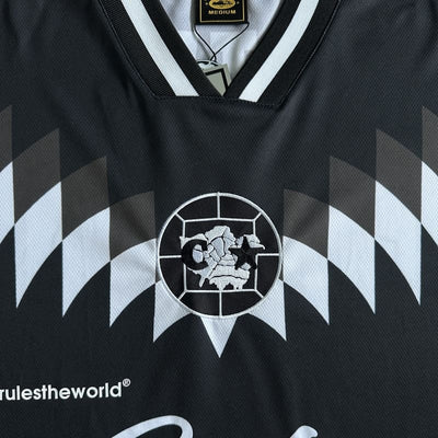 Playera Corteiz Fútbol Negro