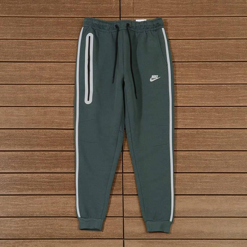 Pantalón Tech Fleece Verde (Reflective)
