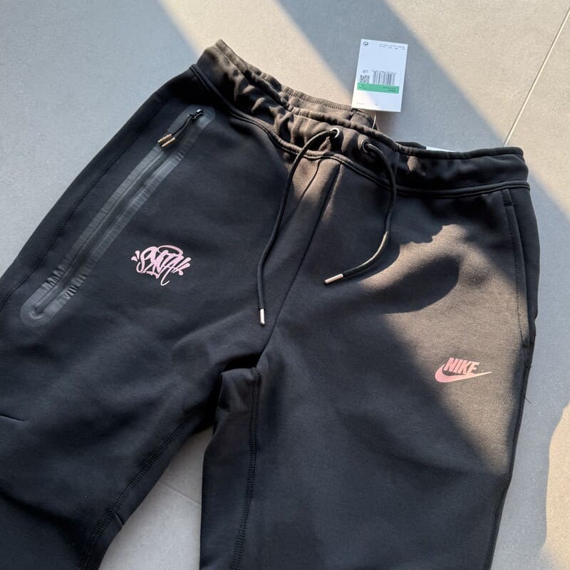 Pantalón Tech Fleece Nike x Syna