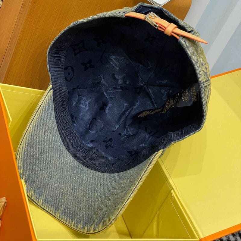 Gorra Louis Vuitton Jeans