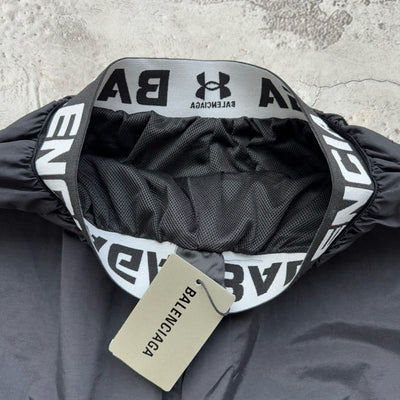 Pantalón Balenciaga x Under Armor Track