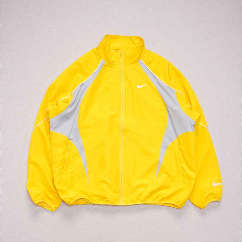 Conjunto Supreme x Nike Track Amarillo