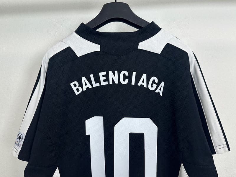 Playera Balenciaga Soccer T-Shirt 'BlackWhite'
