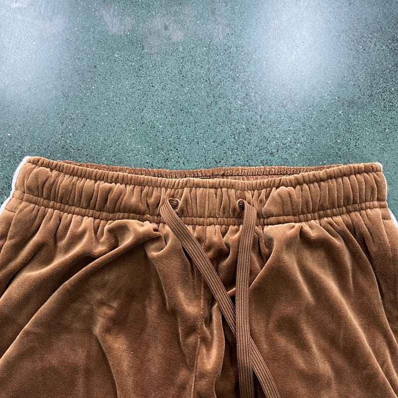 Conjunto Corteiz Veludo Café