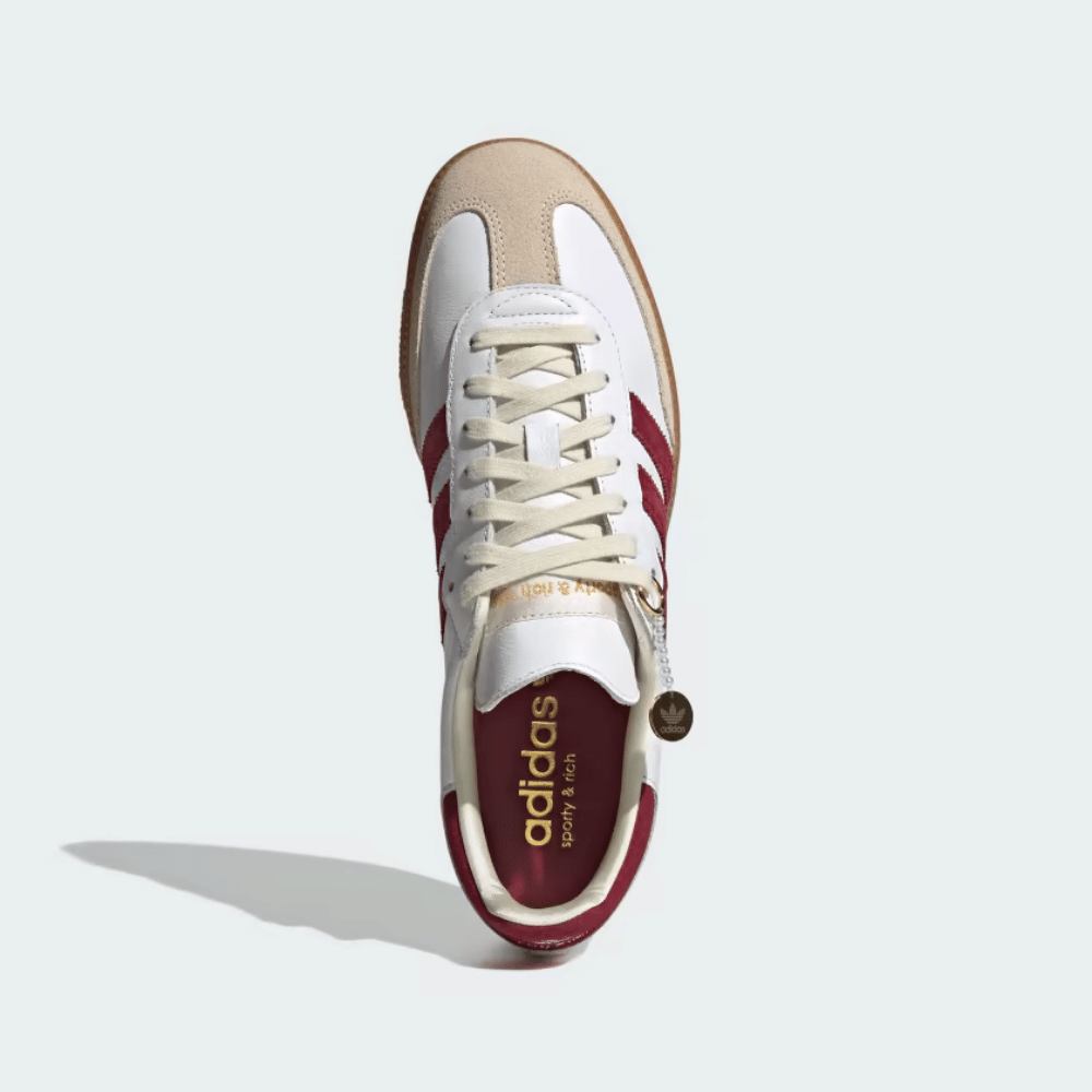 SAMBA Sporty Rich x adidas Samba OG Collegiate Burgundy–Cómodo